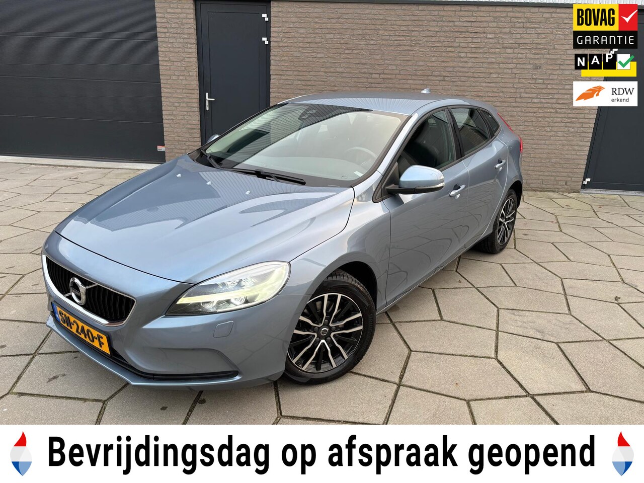 Volvo V40 - 2.0 T2 Nordic+ LUXURY|Nederlandse auto|Navi , LED verlichting en ASR - AutoWereld.nl