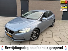 Volvo V40 - 2.0 T2 Nordic+ LUXURY|Nederlandse auto|Navi , LED verlichting en ASR