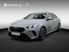 BMW 2-serie Gran Coupé - 220 M Sportpakket Pro | Panoramadak | Harman Kardon | Parkeercamera | 18"