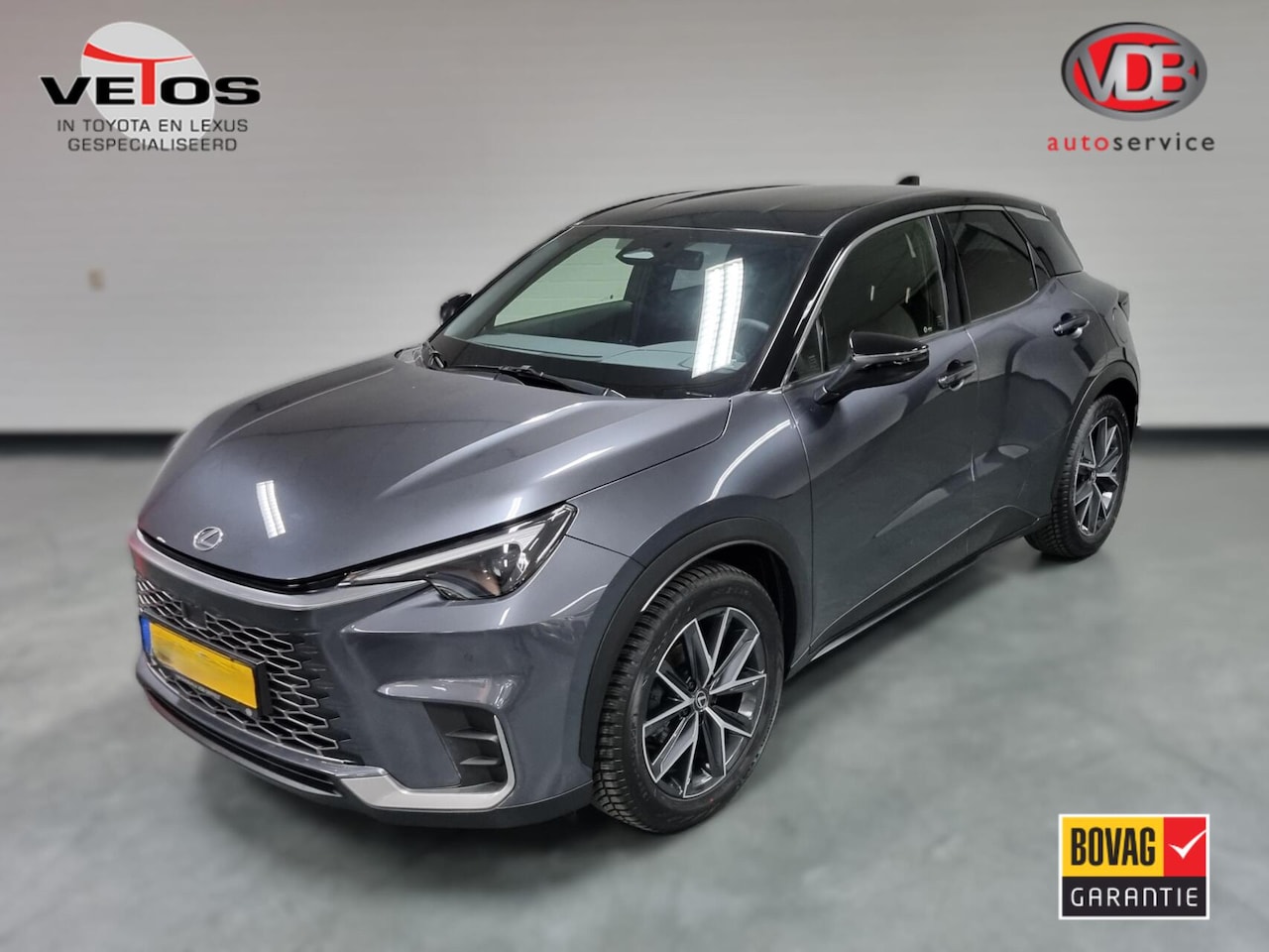 Lexus LBX - 1.5 Emotion / Bi-Tone / TechPack / Leder / Elektr. A.klep - AutoWereld.nl
