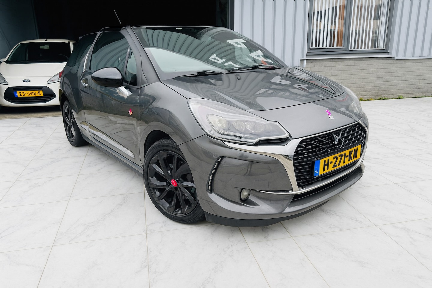 DS 3 - 1.2 PureTech Sport Chic Luxe Utvoering 131 PK - AutoWereld.nl