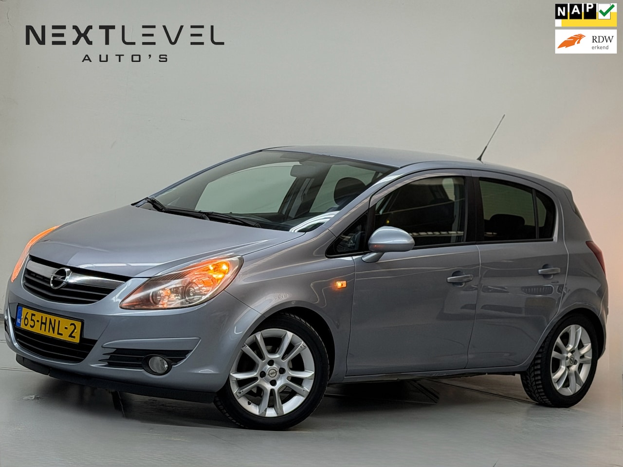 Opel Corsa - 1.4-16V Sport 5D VOL AUTOMAAT AIRCO - AutoWereld.nl