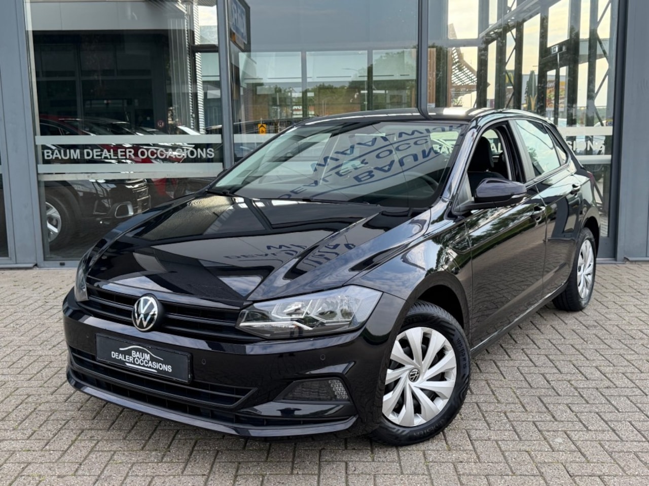 Volkswagen Polo - 1.0 MPI NAVI AIRCO PDC CRUISE CONTROL - AutoWereld.nl
