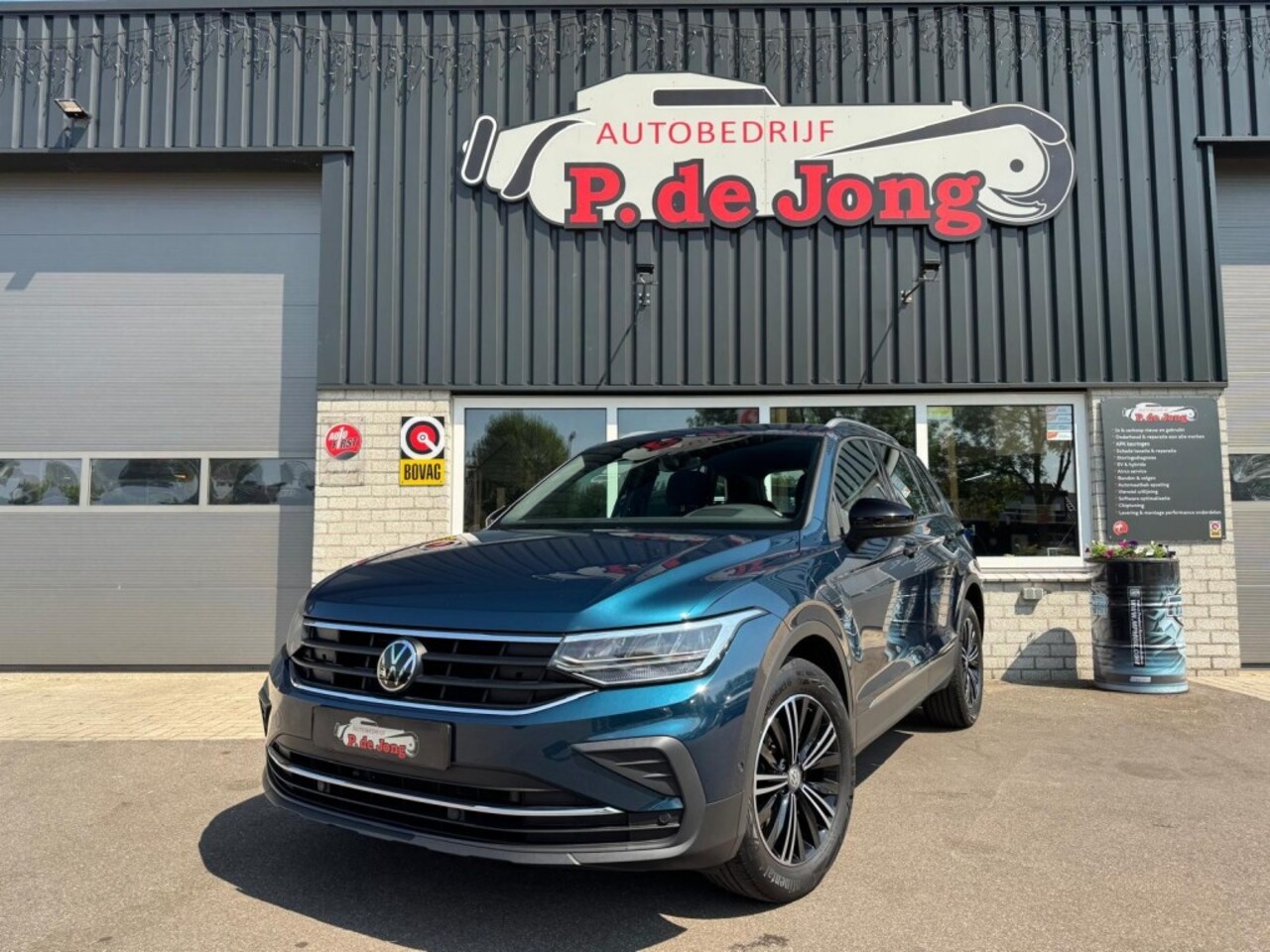 Volkswagen Tiguan - 1.4 TSI eHybrid Active 245pk Trekhaak HUD Stoelverwarming Stuurverwarming Carplay - AutoWereld.nl