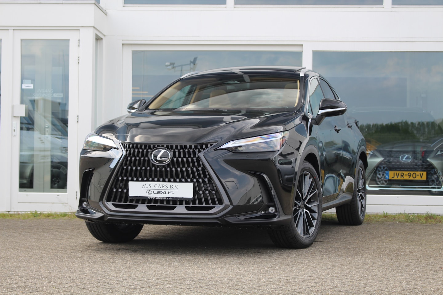 Lexus NX - 450h+ AWD President Line I Direct leverbaar! I Plug-in Hybride I Mark Lev. I Pano I Faceli - AutoWereld.nl