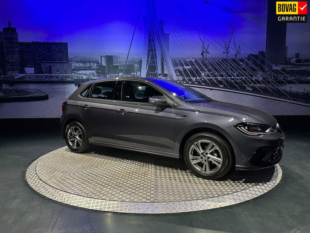 Volkswagen Polo - 1.0 TSI R-Line *IQLight*Camera*Winterpack*Acc* - AutoWereld.nl