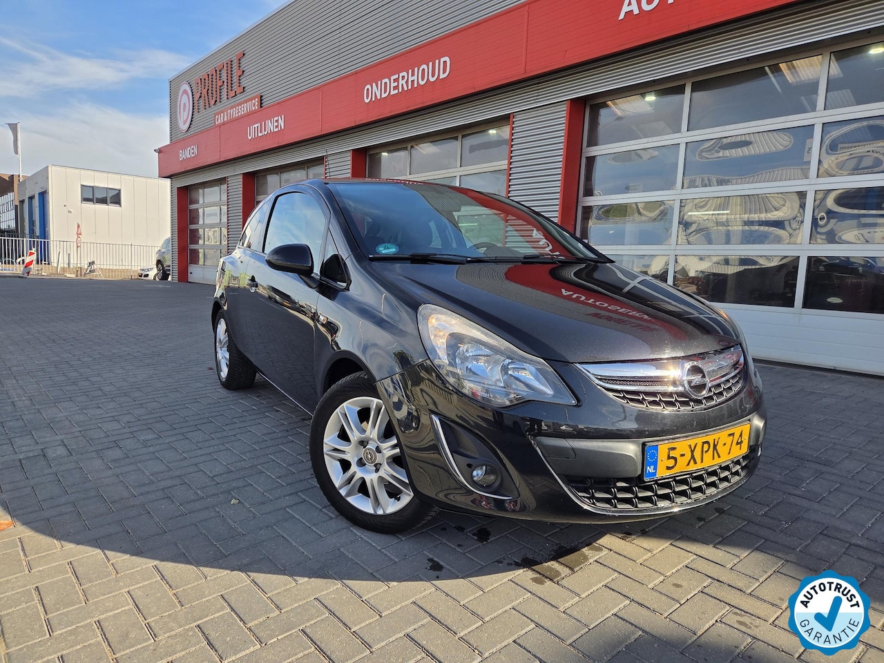 Opel Corsa - 1.4-16V BlitZ 1.4-16V BlitZ - AutoWereld.nl