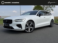 Volvo V60 - 2.0 T8 Plug-in hybrid AWD Ultimate Dark | SOH 100% | Harman/Kardon | Trekhaak | Panoramdak