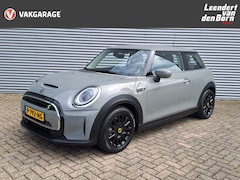 MINI Mini-Electric - Classic 33 kWh AUTOMAAT SOH 95.2% | Navigatie | Cruise | Climate | Sensoren | Apple Carpla