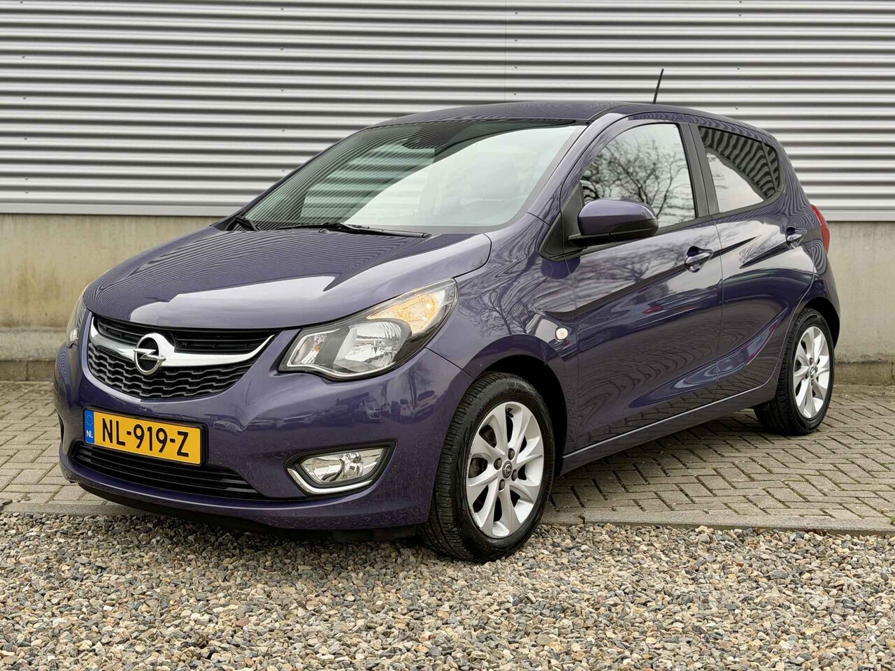 Opel Karl - 1.0 ecoFLEX Cosmo [ leer, ecc, audio, cruise, lmv ] - AutoWereld.nl