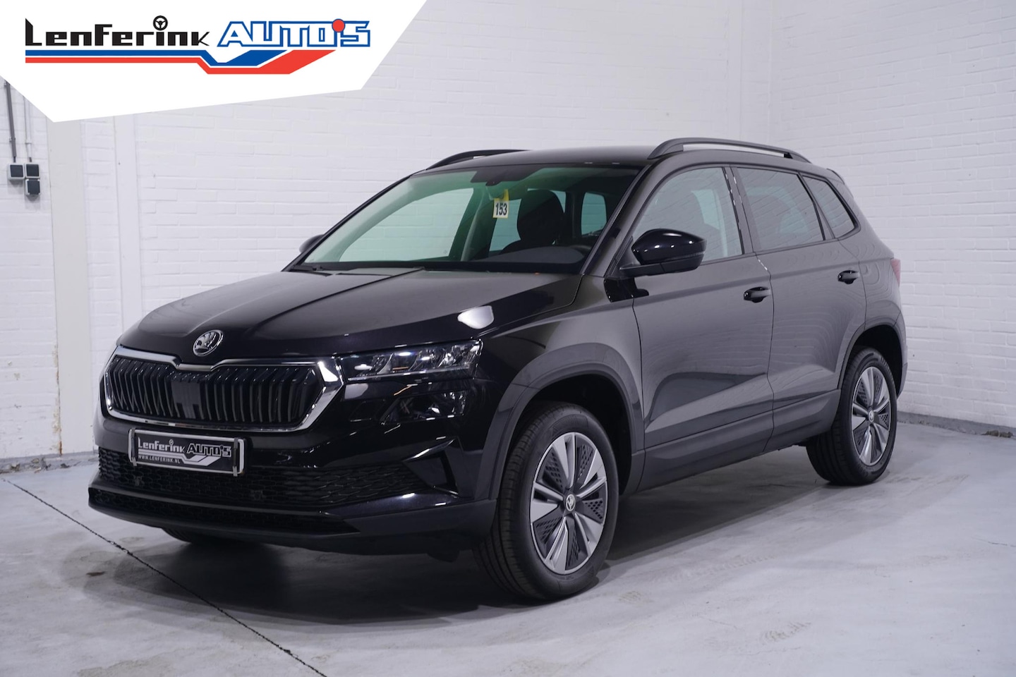 Skoda Karoq - 1.5 TSI ACT Business Edition Plus NAP Clima Winterpakket Navi Camera PDC v+a Voorruitverw - AutoWereld.nl