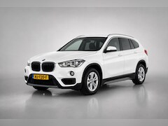 BMW X1 - sDrive20i AUTOMAAT*NL AUTO*AFN. TREKHAAK*DEALERONDERHOUDEN