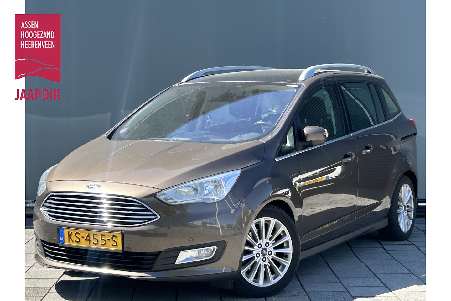 Ford Grand C-Max - BWJ 11-2016 | 1.5T 183PK Titanium AUTOMAAT | TREKHAAK | PANO DAK | CLIMA | NAVI | PDC 2X | - AutoWereld.nl