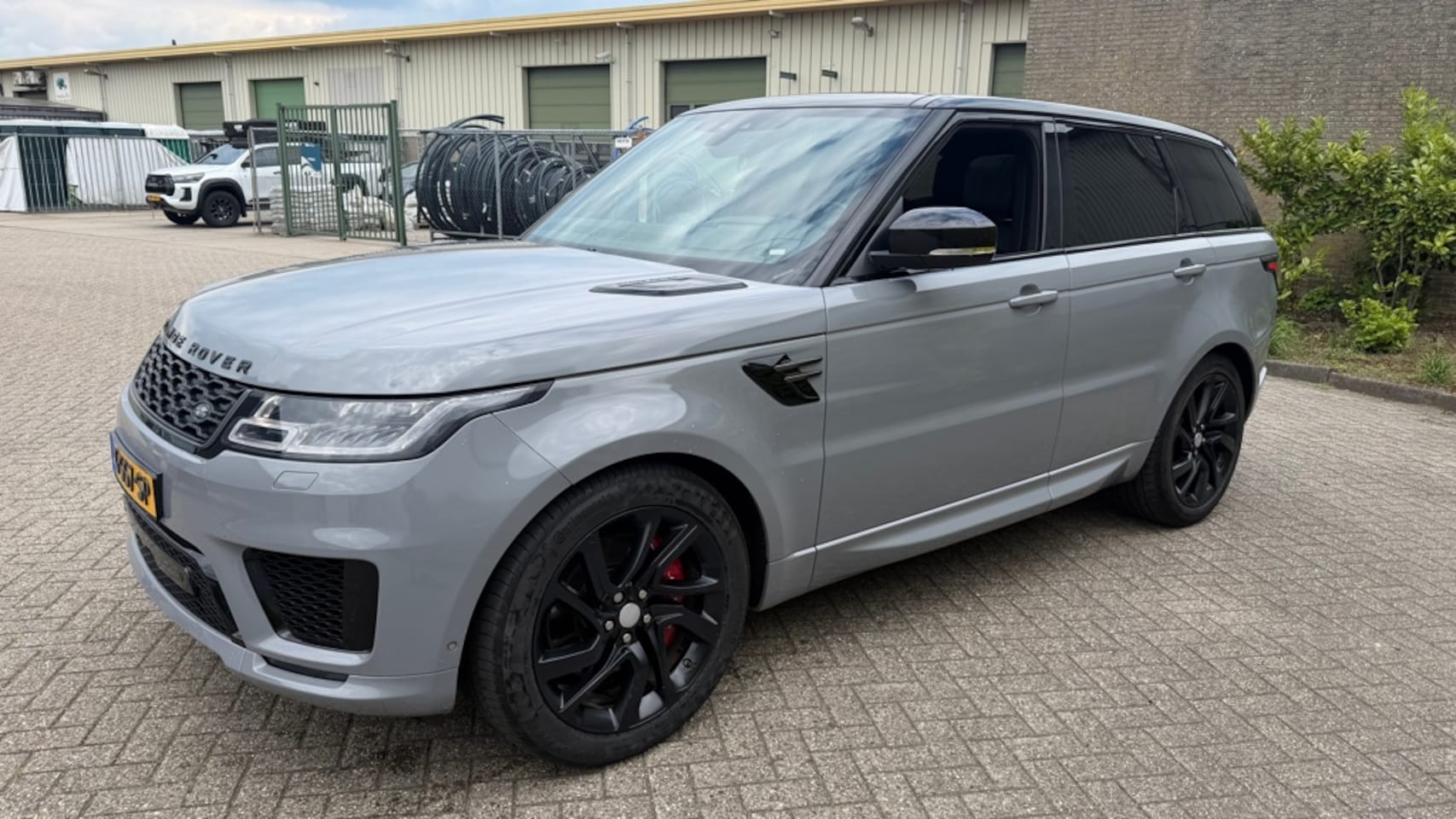 Land Rover Range Rover Sport - 2.0 P400e Autobiography Dynamic 2.0 P400e Autobiography Dynamic - AutoWereld.nl