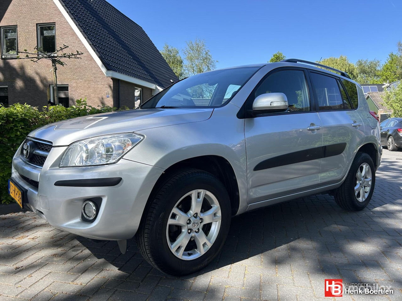 Toyota RAV4 - 2.0 VVT-i Dynamic 2.0 VVTi Dynamic - AutoWereld.nl