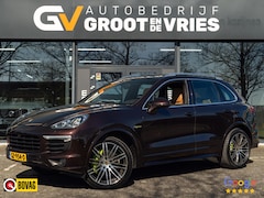 Porsche Cayenne - 3.0 S E-Hybrid|Panorama|Sport chrono|Sport Design |Luchtvering