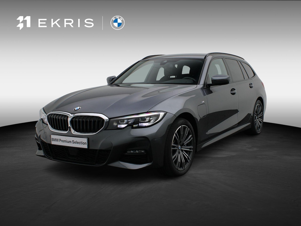 BMW 3-serie Touring - 330e xDrive M Sportpakket | Comfort Access | Trekhaak | Active Cruise Control | DAB | HiF - AutoWereld.nl
