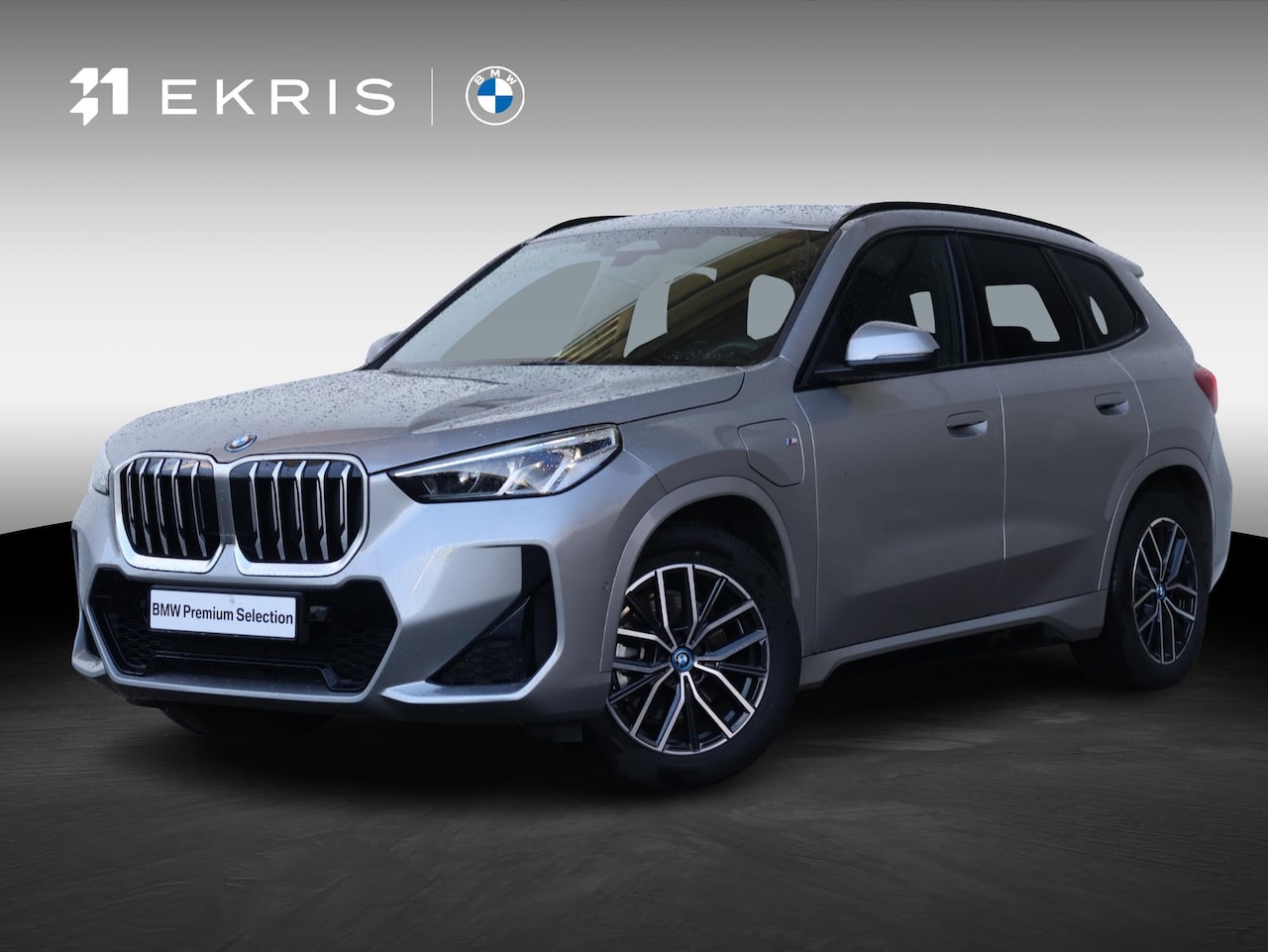 BMW X1 - xDrive25e / M-sport Pakket / Stoelverwarming voor / Trekhaak / Lentevoordeel - AutoWereld.nl