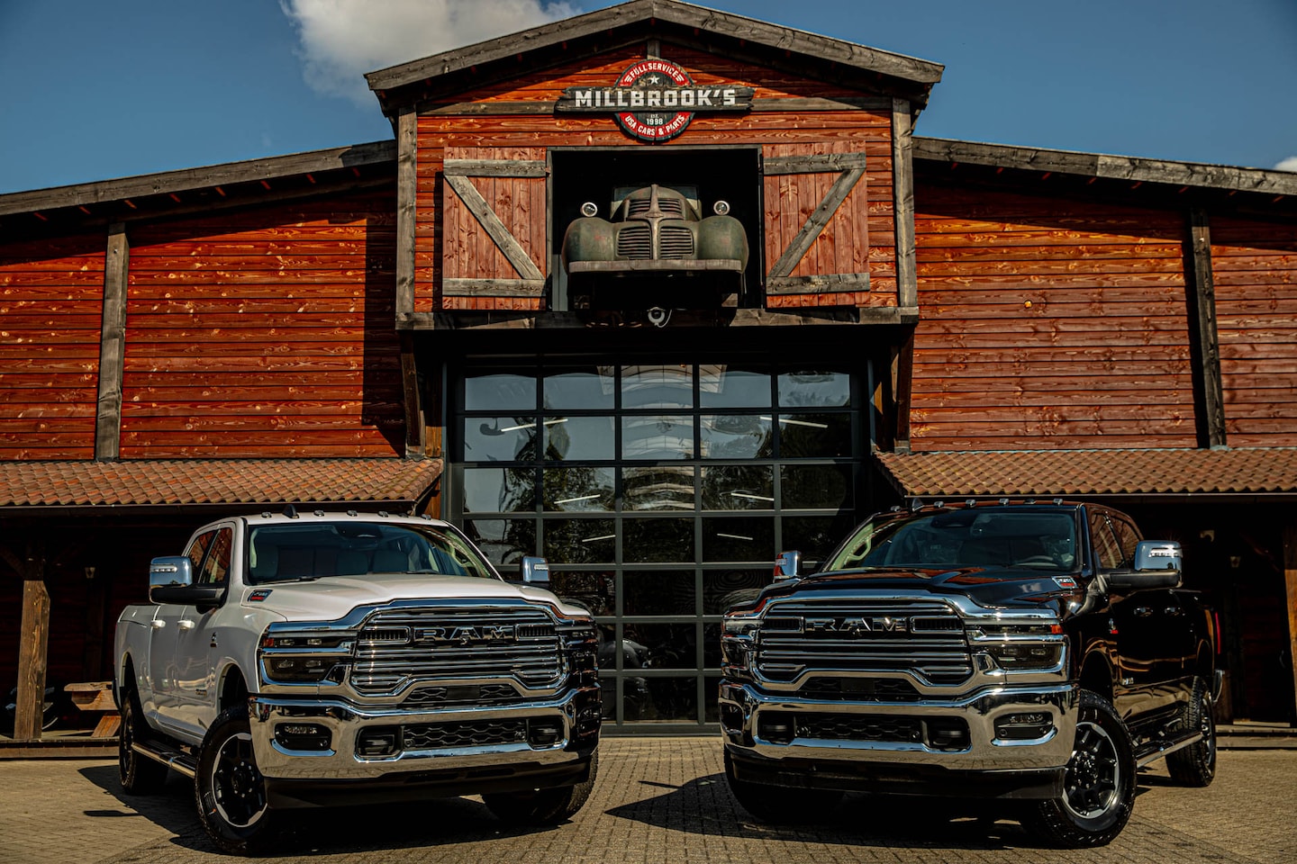 Dodge Ram 2500 - laramie 6.7L Cummins !!20x!! Dodge RAM 2500laramie 6.7L Cummins !!20x!! - AutoWereld.nl