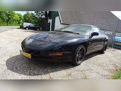 Pontiac Firebird - 3.4 SE