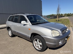 Hyundai Santa Fe - 2.0i-16V