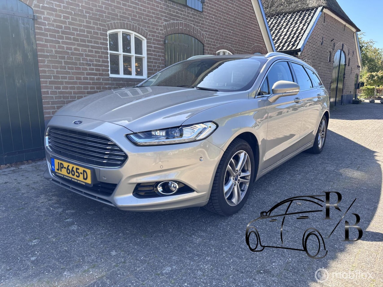 Ford Mondeo Wagon - 1.5 Titanium LEES TERKST !!! MOOIE AUTO - AutoWereld.nl