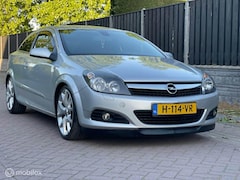 Opel Astra GTC - 1.6 Executive grote beurt gehad
