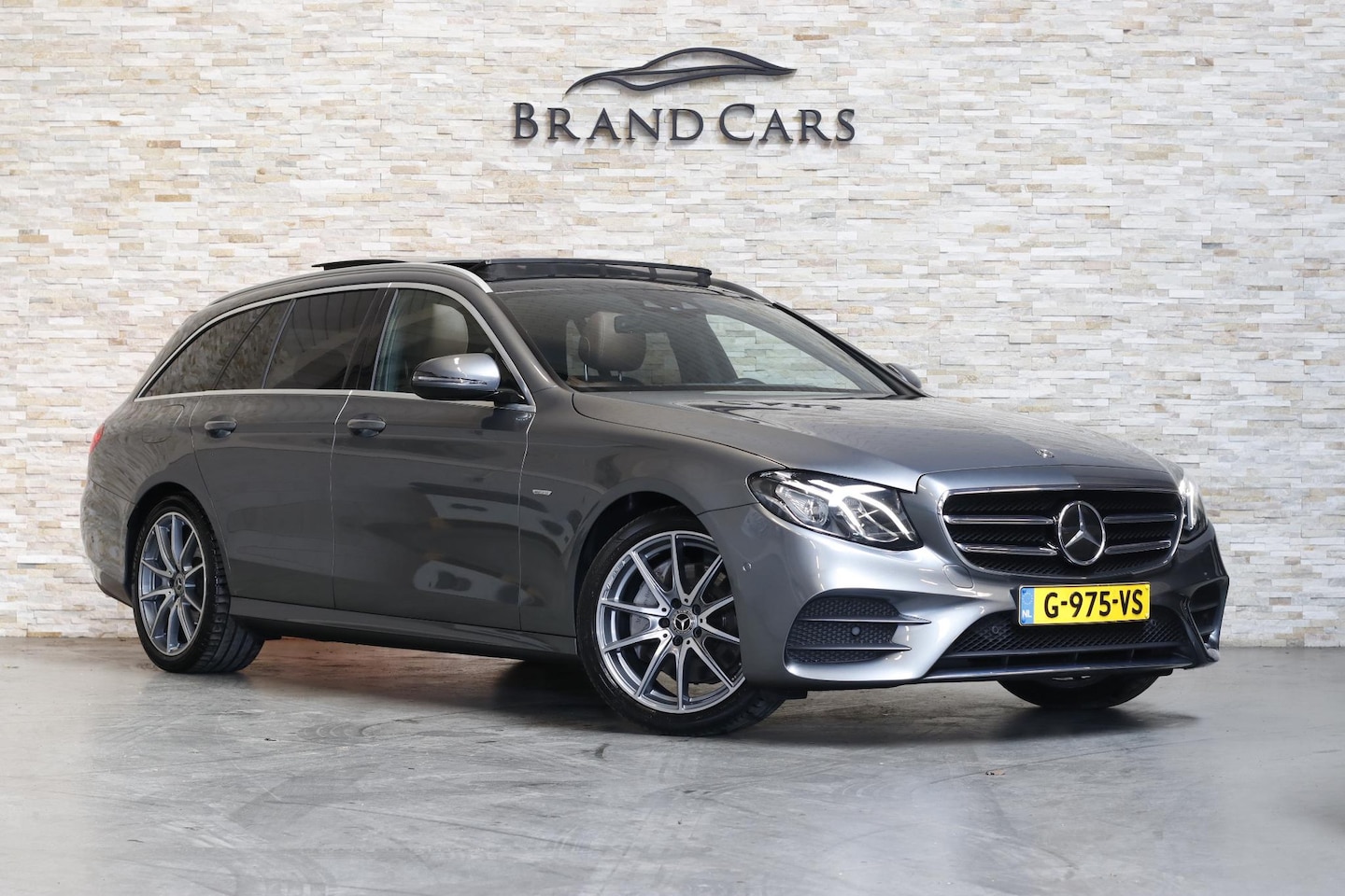 Mercedes-Benz E-klasse Estate - 200 Business Solution Sport | Burmester | Pano | AMG | Eerste Eig. | Dealer OH | NAP | NL - AutoWereld.nl