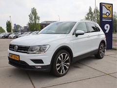 Volkswagen Tiguan - 1.4 TSI 150pk Comf. Business DSG, Carplay/Camera, winter pakket, trekhaak SALE