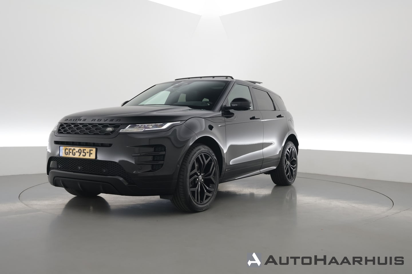 Land Rover Range Rover Evoque - 1.5 P300e AWD R-Dynamic | Rijklaar! | Pano | Afn. Trekhaak | Stoelverw. | Cruise | All Sea - AutoWereld.nl