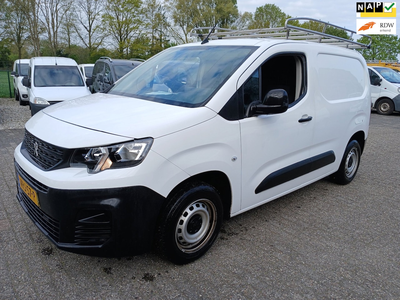Peugeot Partner - 1.5 BlueHDI Premium 1.5 BlueHDI Premium - AutoWereld.nl