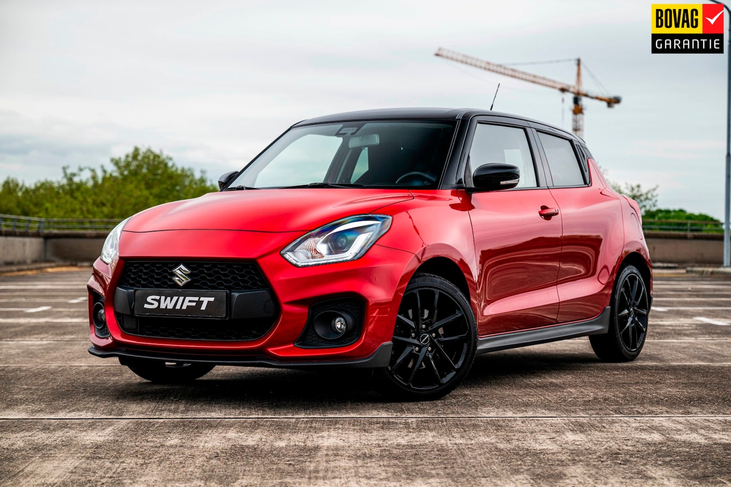 Suzuki Swift - 1.4 Sport Smart Hybrid | Airco/Clima | Adaptive Cruise Control | Camera | Stoelverwarming - AutoWereld.nl