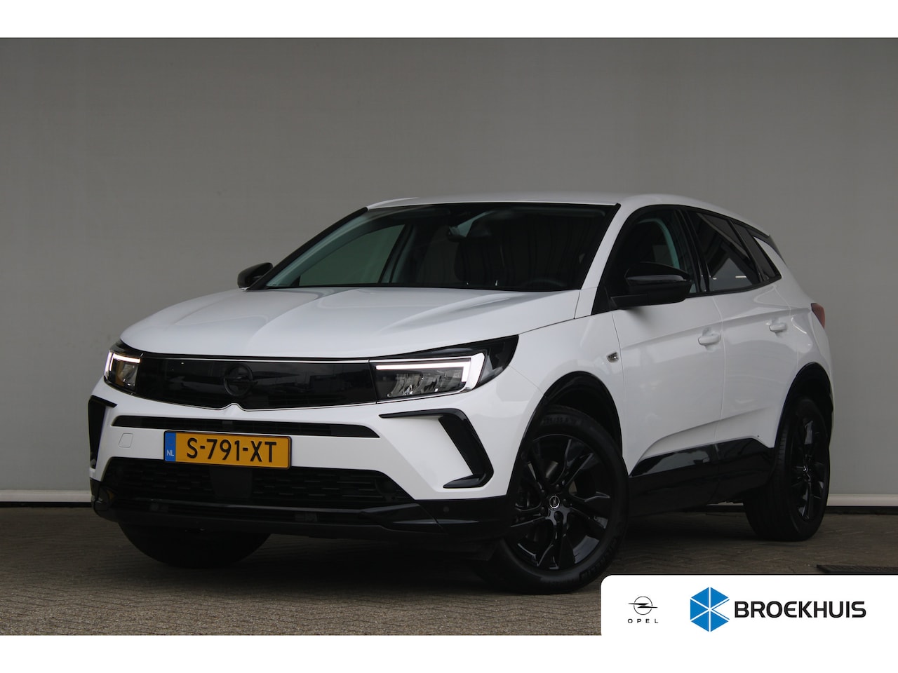 Opel Grandland - Level 4 | Achteruitrijcamera | Comfortstoelen | Stoel- & Stuurverwarming | Climate control - AutoWereld.nl
