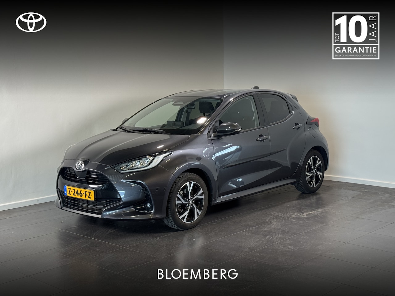 Toyota Yaris - 1.5 Hybrid 115 First Edition | Carplay | All seasons | Camera achter | - AutoWereld.nl