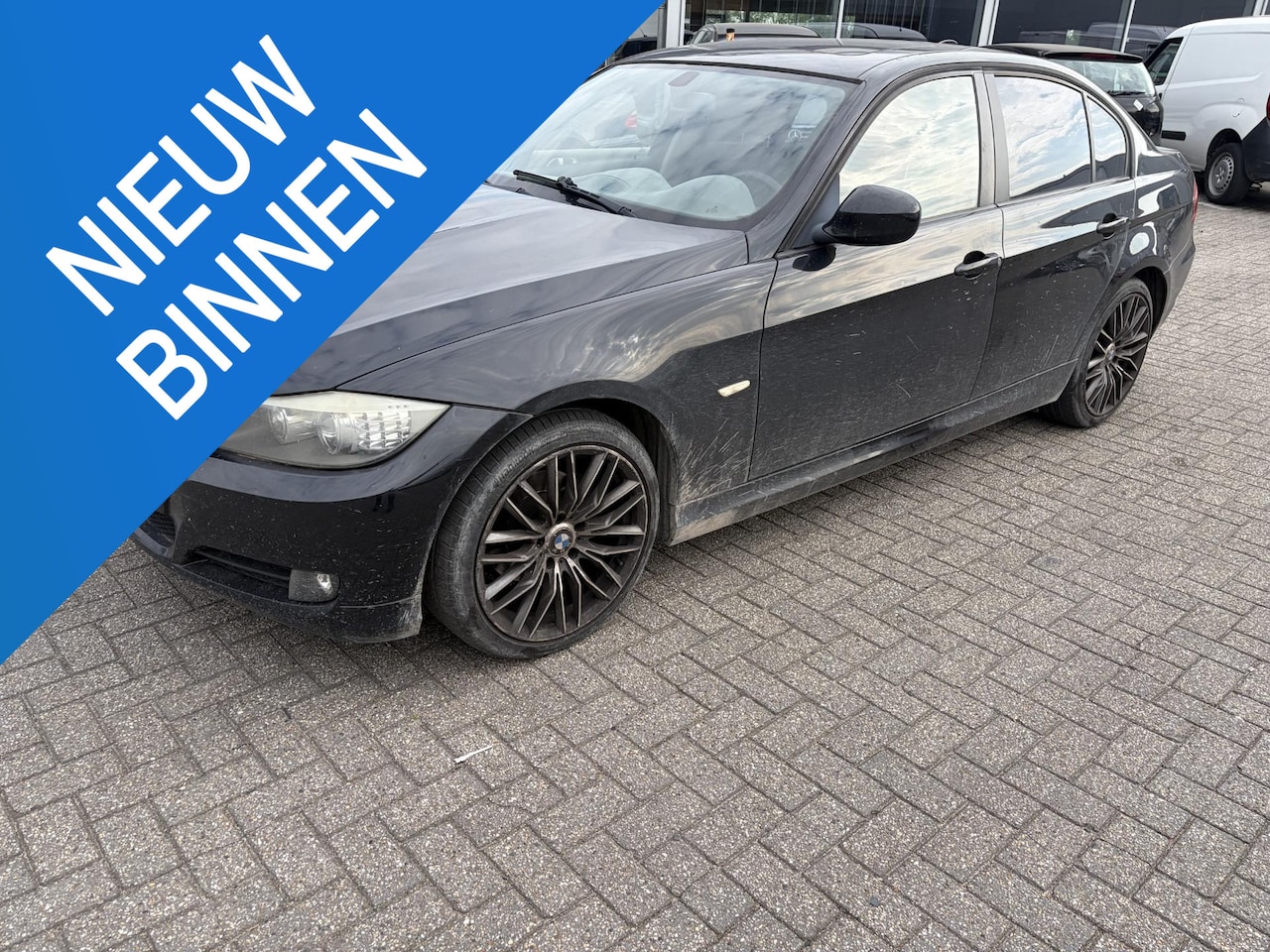 BMW 3-serie - 318i 318i - AutoWereld.nl