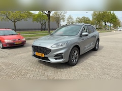 Ford Kuga - 2.5 PHEV ST-Line | Afneembare trekhaak | Panoramadak | Navigatie |