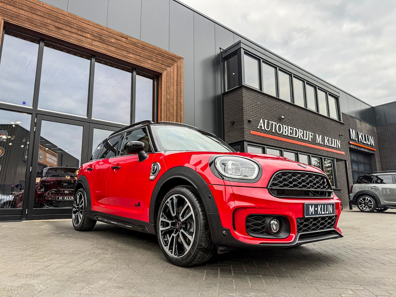 MINI Countryman - Mini Cooper S E ALL4 John Cooper Works 220pk/Pano/Leer/Memory/Camera/Btw - AutoWereld.nl
