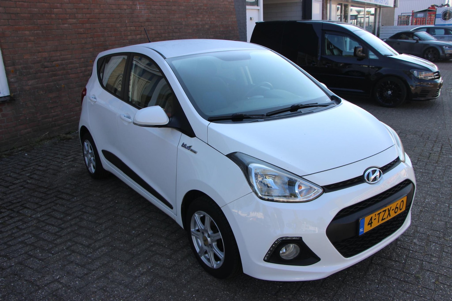 Hyundai i10 - 1.0i i-Motion Premium 1.0i i-Motion Premium - AutoWereld.nl