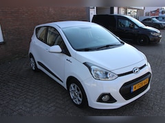 Hyundai i10 - 1.0i i-Motion Premium