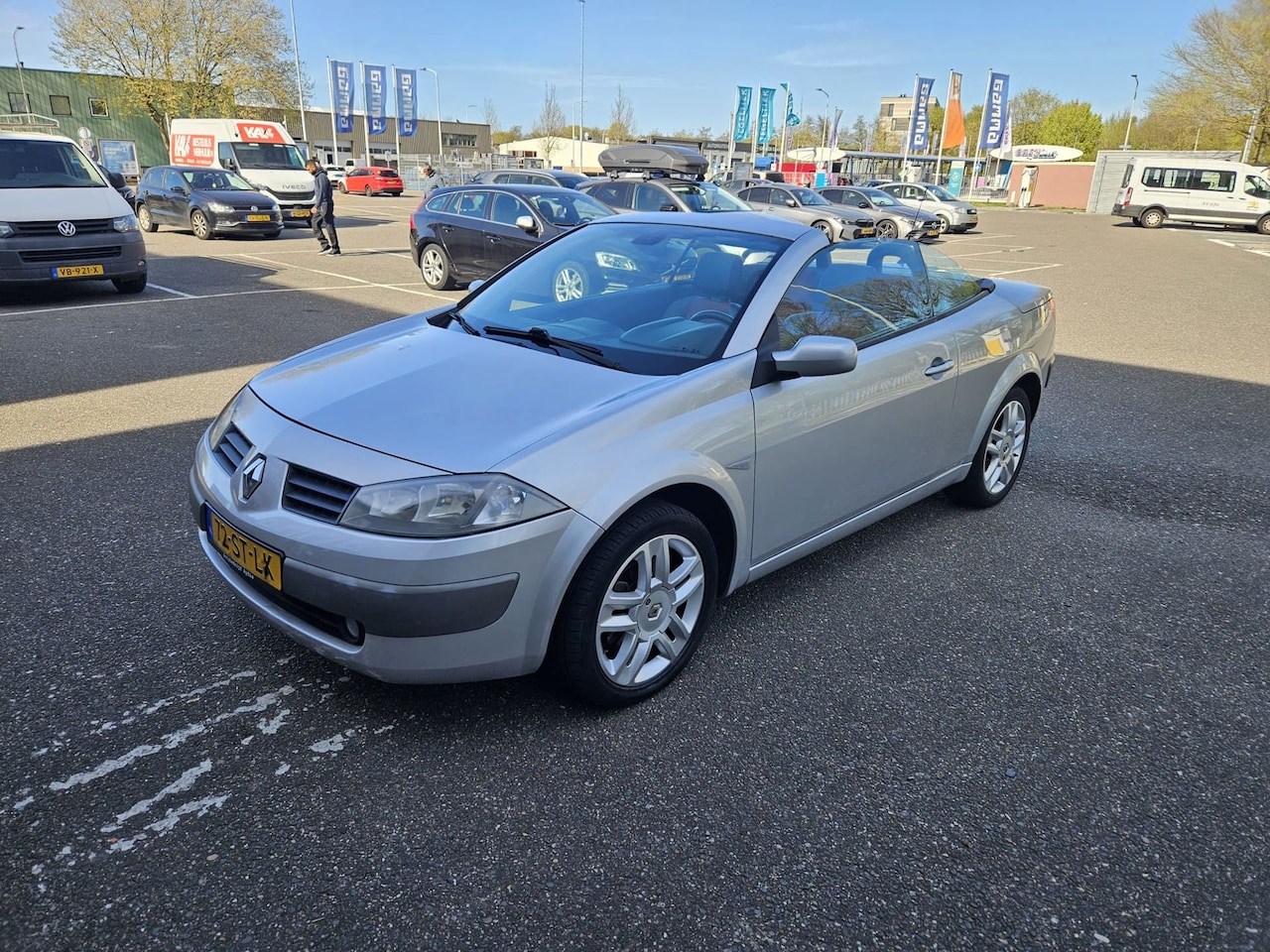 Renault Mégane coupé cabriolet - 1.6-16V Tech Line 1.6-16V Tech Line Nieuwe APK - AutoWereld.nl