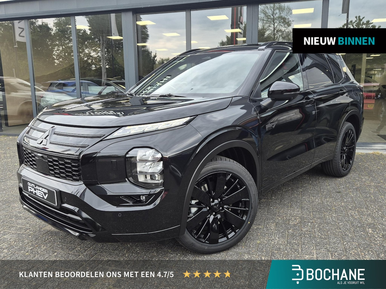 Mitsubishi Outlander - 2.4 PHEV Instyle+ | BLACK EDITION | UIT VOORRAAD LEVERBAAR | INSTYLE + | All Black (chroom - AutoWereld.nl