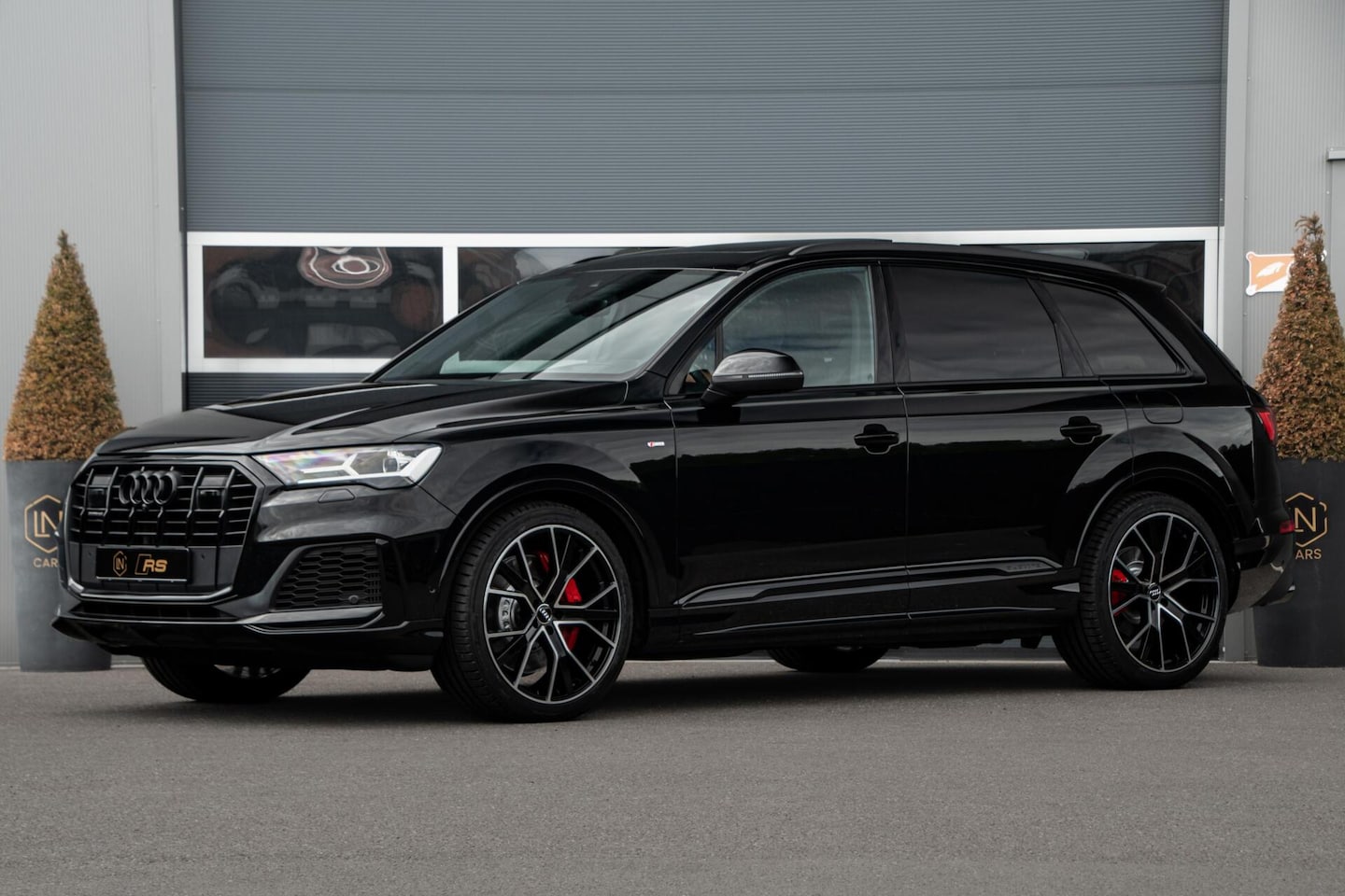 Audi Q7 - 55 TFSIe quattro S Line|Massage|HUD|PANO|Alcantara - AutoWereld.nl
