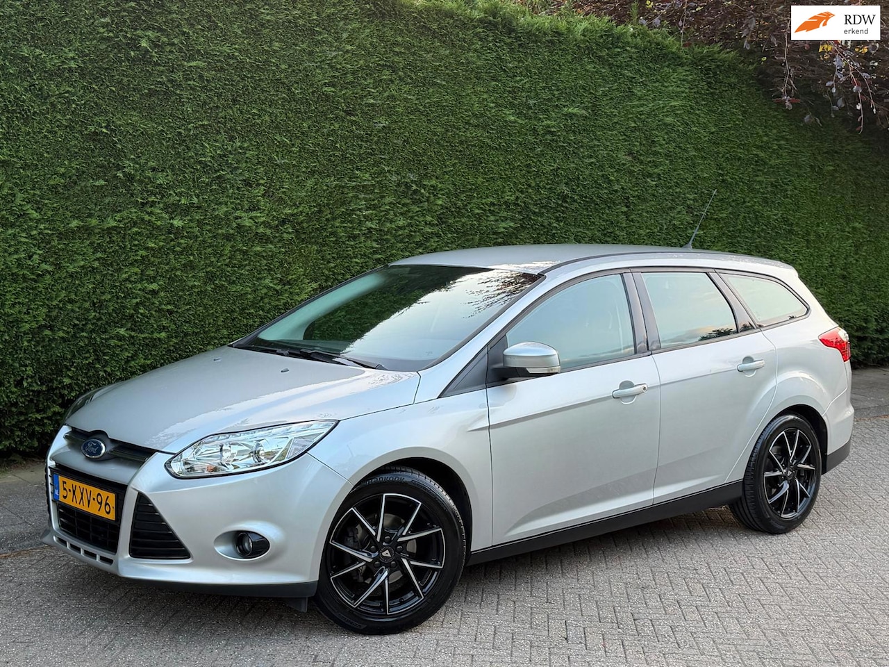 Ford Focus Wagon - 1.6 TI-VCT Trend /CRUISE/LED/PDC/NETTE AUTO/RIJDTGOED!/ - AutoWereld.nl