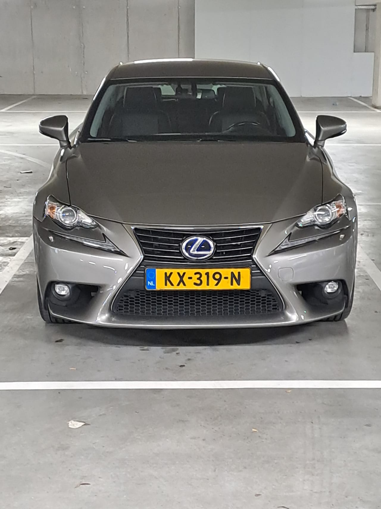 LEXUS IS300H