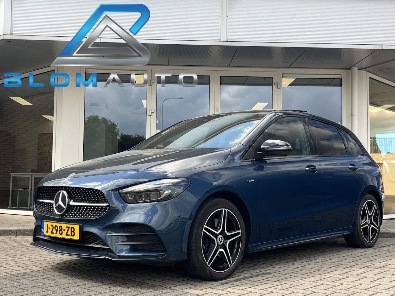 Mercedes-Benz B-klasse - 250e PHEV AMG PANO+CARPLAY+MEMORY+TREKHAAK - AutoWereld.nl