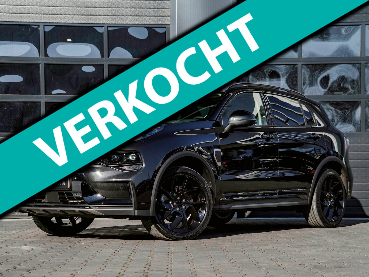 Lynk & Co 01 - 1.5 Black Edition Panoramadak/360° Camera/ACC/Stoelverwarming - AutoWereld.nl