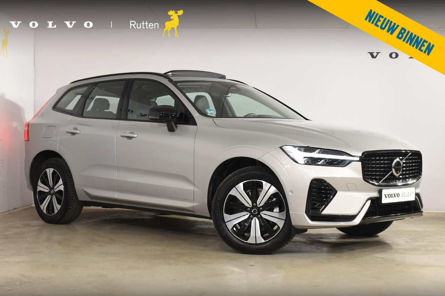 Volvo XC60 - T6 350PK Automaat Plug-in Hybrid AWD Plus Dark / Navigatie / 360 Camera / Adaptieve Cruise - AutoWereld.nl