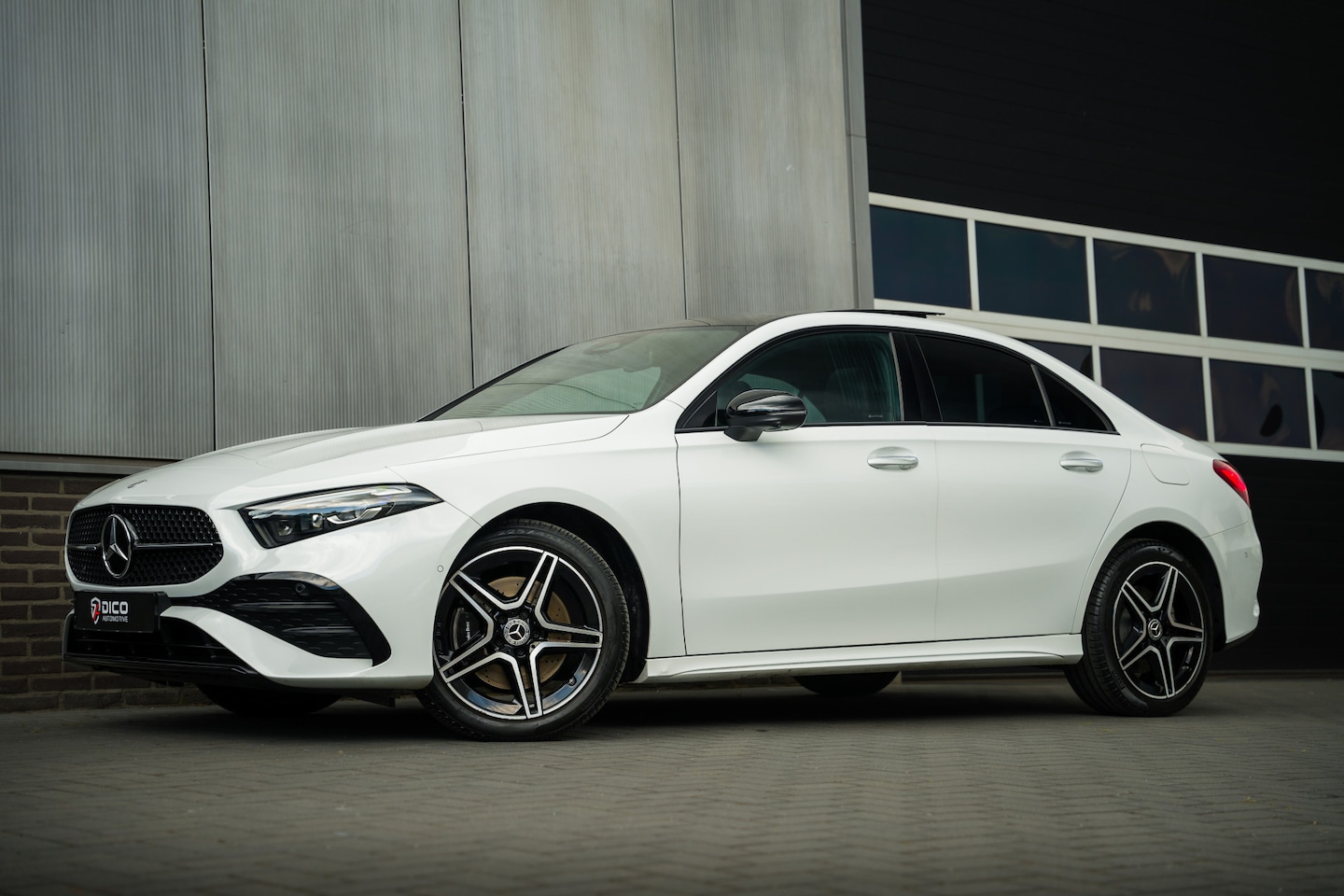 Mercedes-Benz A-klasse - 250 e Business Solution AMG 250 e Business Solution AMG - AutoWereld.nl