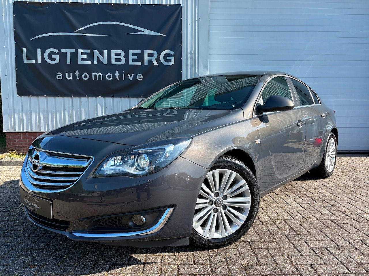 Opel Insignia - 1.4 TEcoFLEX Edition CRUISE/PDC/COMFORTSTOELEN - AutoWereld.nl