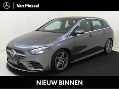Mercedes-Benz B-klasse - 180 Business Solution AMG Parkeercamera / Stoelverwarming / elektrische kofferklep /